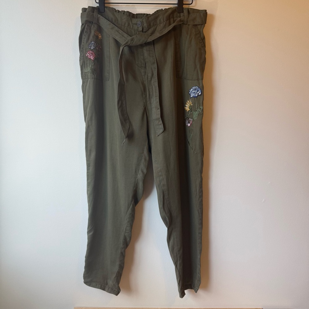 Anthology | Woman’s Olive Green Embroidered Pants | Size 14